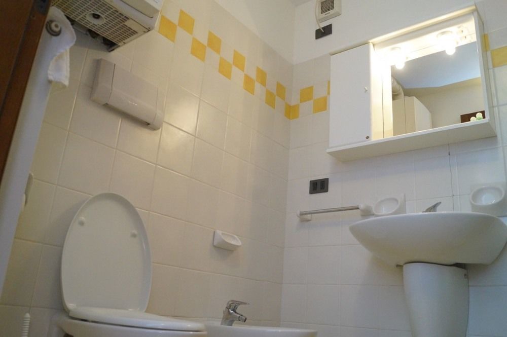 Residence Vivere Astra Trieste Exterior foto